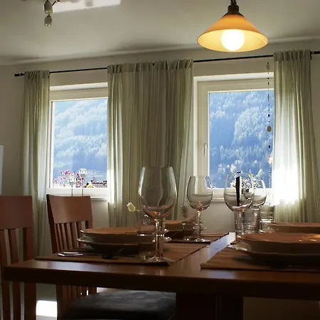 Apartment Landler *