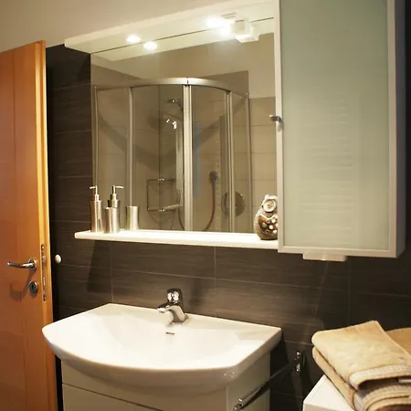 Landler Apartment